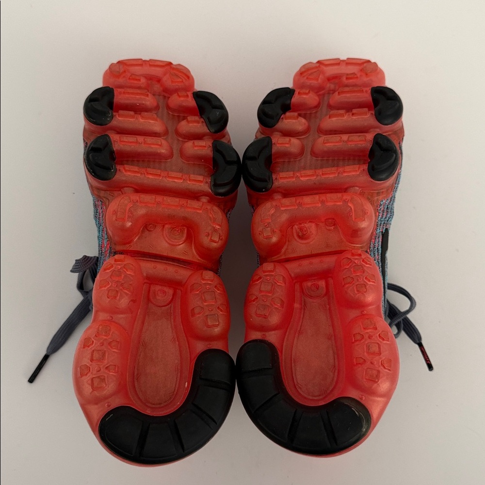 EUC Nike Air Women’s VaporMax Flyknit 3 Flash Crimson Orange sz 7 Sneakers Shoes - Picture 8 of 10